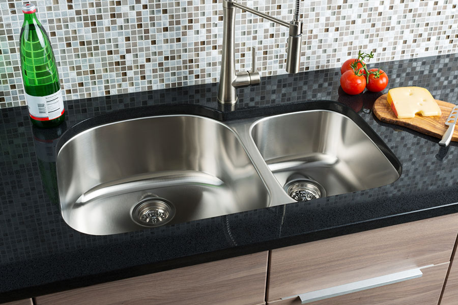 How To Pick The Perfect Kitchen and Bathroom Sink and Faucet Set